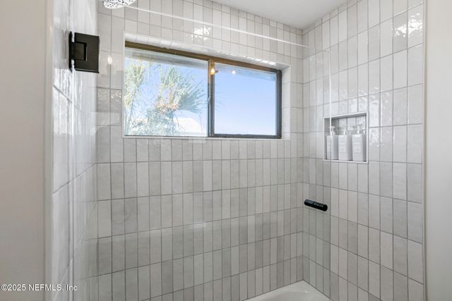 115 15TH Avenue S B, Jacksonville Beach, FL 32250