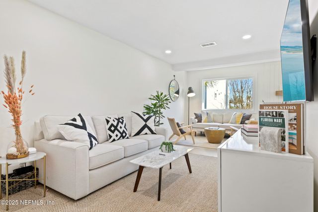 115 15TH Avenue S B, Jacksonville Beach, FL 32250