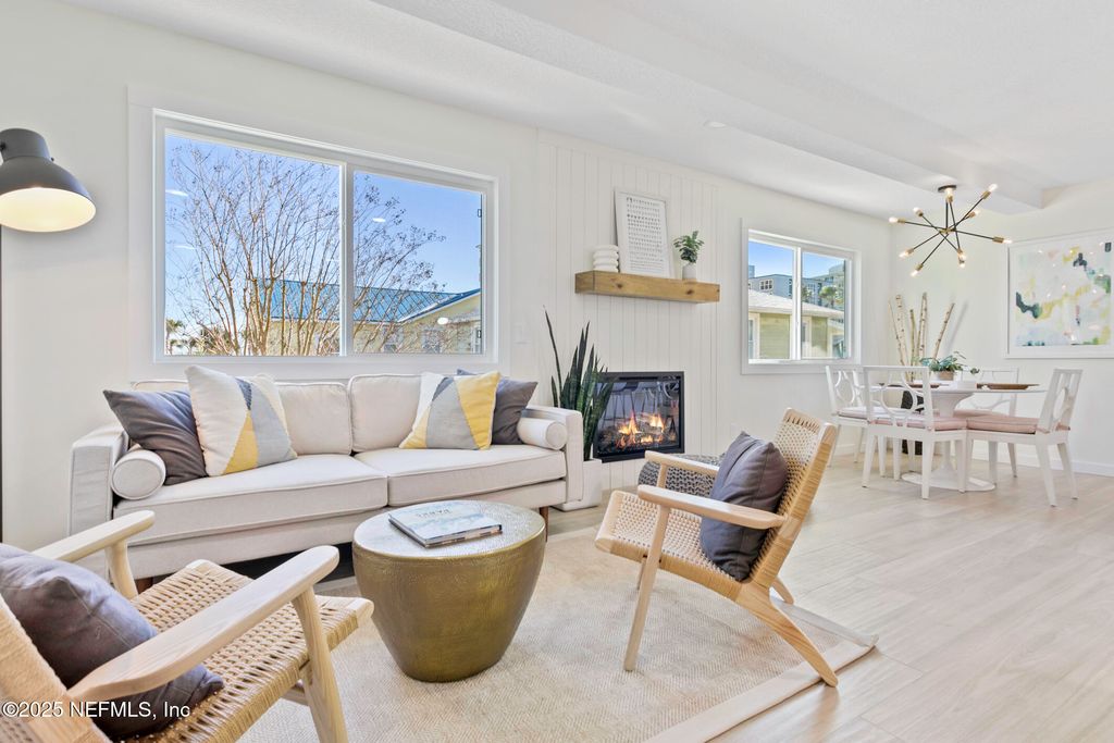 115 15TH Avenue S B, Jacksonville Beach, FL 32250