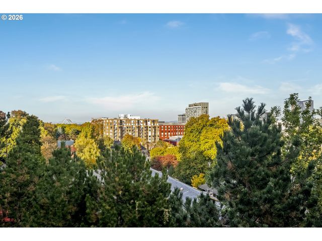 1941 Sw MARKET STREET Dr, Portland, OR 97201