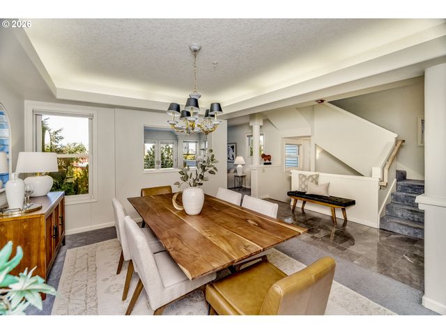 1941 Sw MARKET STREET Dr, Portland, OR 97201