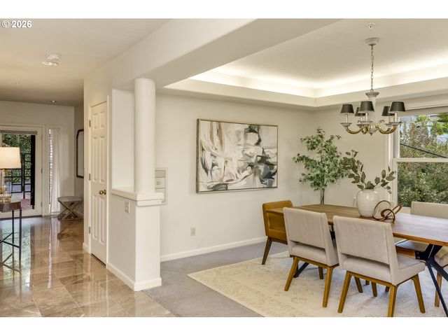 1941 Sw MARKET STREET Dr, Portland, OR 97201