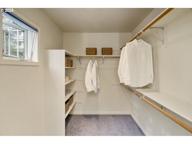 1941 Sw MARKET STREET Dr, Portland, OR 97201