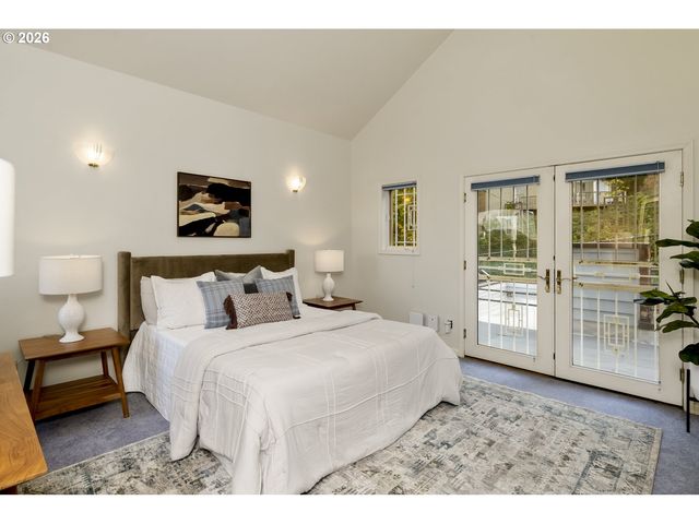 1941 Sw MARKET STREET Dr, Portland, OR 97201