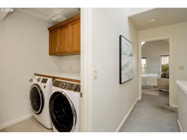 1941 Sw MARKET STREET Dr, Portland, OR 97201