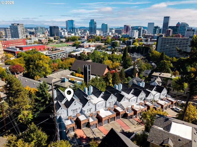 1941 Sw MARKET STREET Dr, Portland, OR 97201