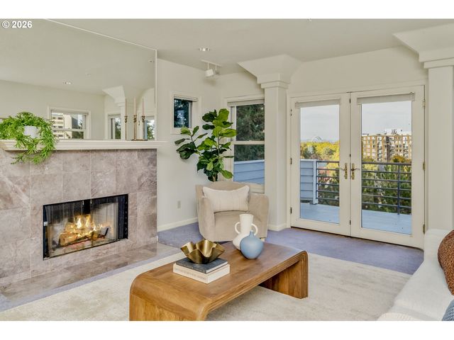 1941 Sw MARKET STREET Dr, Portland, OR 97201