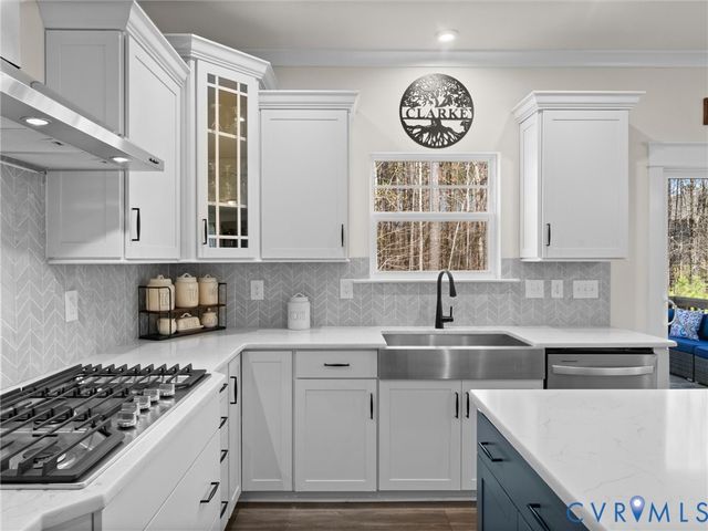 16801 Chalet Ct, Chesterfield, VA 23832