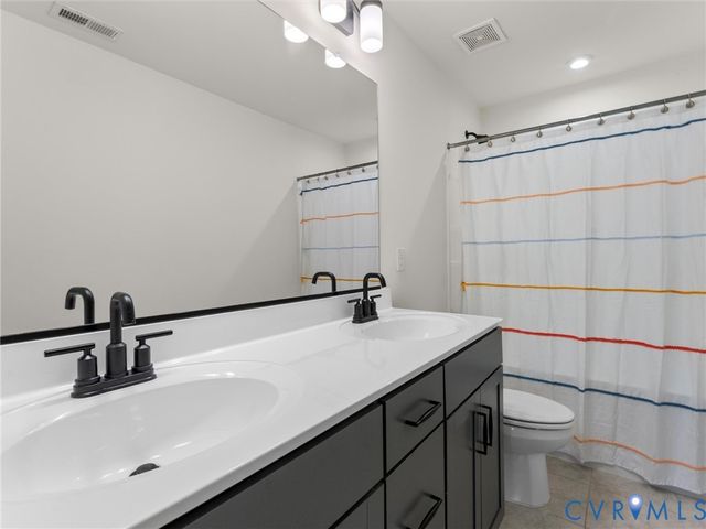 16801 Chalet Ct, Chesterfield, VA 23832