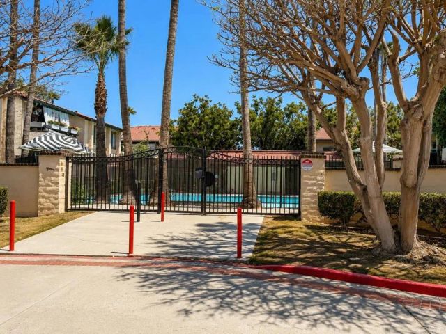 855 W San Ysidro Blvd 3, San Ysidro, CA 92173
