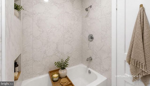 1427 HAMILTON AVE, Hamilton, NJ 08629