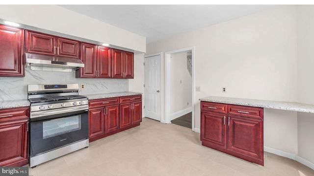 1427 HAMILTON AVE, Hamilton, NJ 08629
