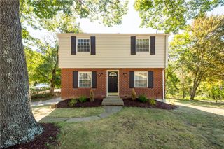 4314 Beauland Dr, Hampton, PA 15101