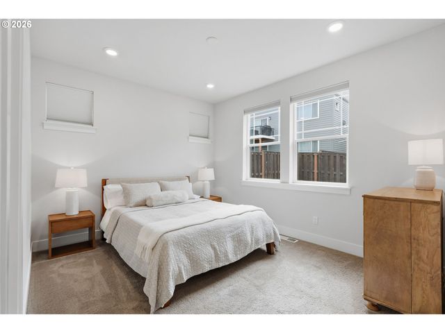 16682 Sw SUNSHINE COAST St, Portland, OR 97224
