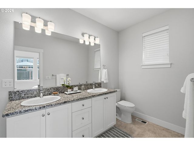 16682 Sw SUNSHINE COAST St, Portland, OR 97224