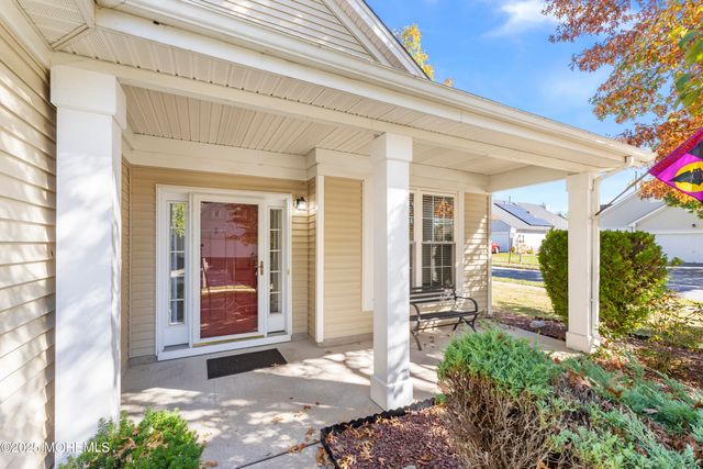 2 Stafford Lane, White, NJ 07823