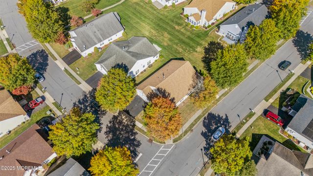 2 Stafford Lane, White, NJ 07823