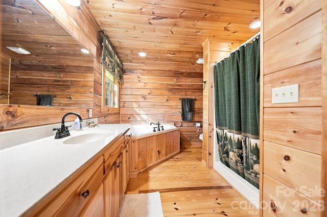 963 Double Eagle Drive, Nebo, NC 28761