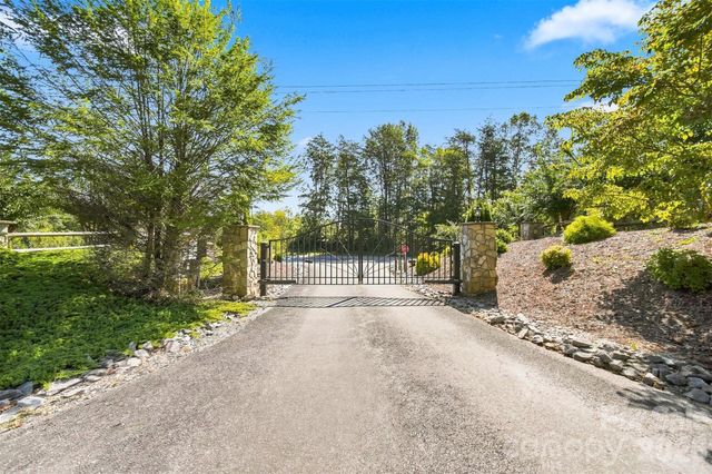 963 Double Eagle Drive, Nebo, NC 28761