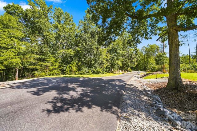 963 Double Eagle Drive, Nebo, NC 28761