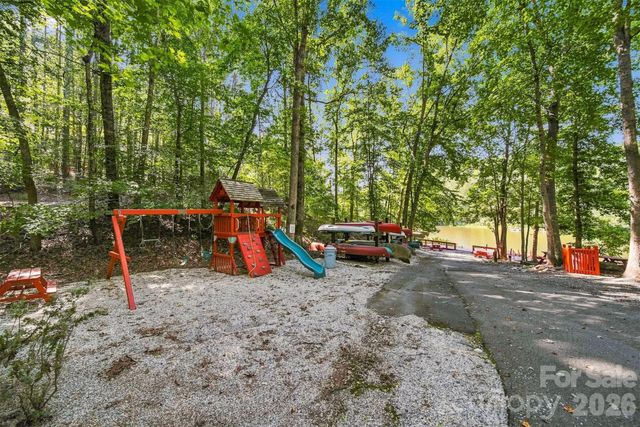 963 Double Eagle Drive, Nebo, NC 28761