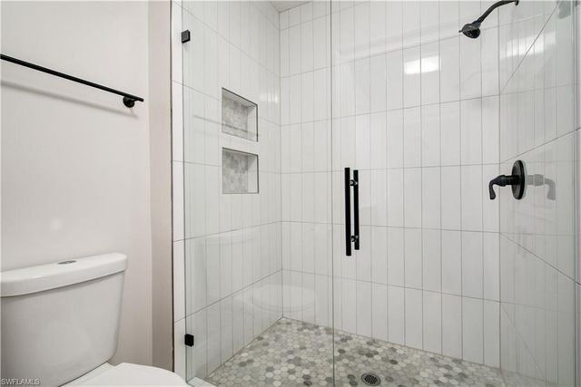 7741 Pebble Creek CIR 302, Naples, FL 34108