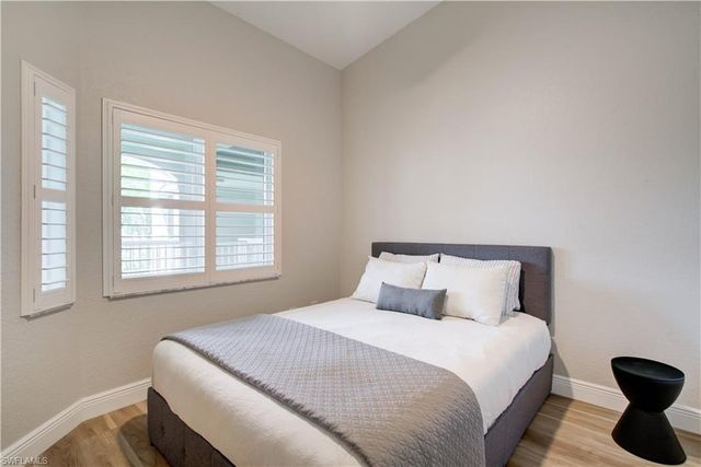 7741 Pebble Creek CIR 302, Naples, FL 34108