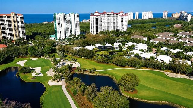 7741 Pebble Creek CIR 302, Naples, FL 34108