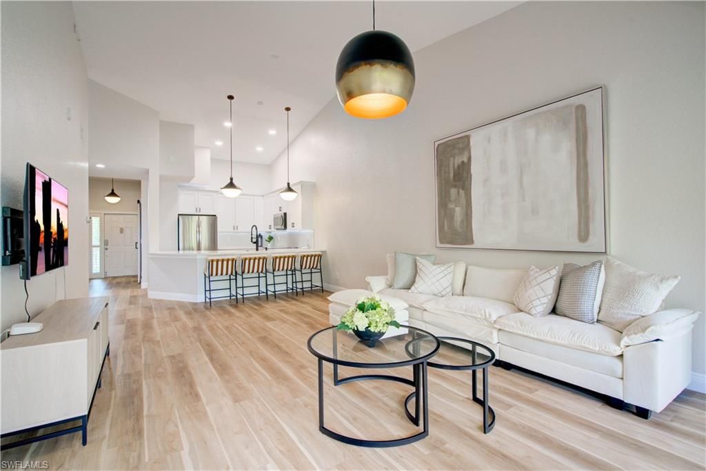 7741 Pebble Creek CIR 302, Naples, FL 34108