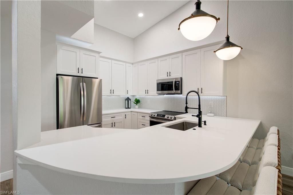 7741 Pebble Creek CIR 302, NAPLES, FL 34108 — photo 4