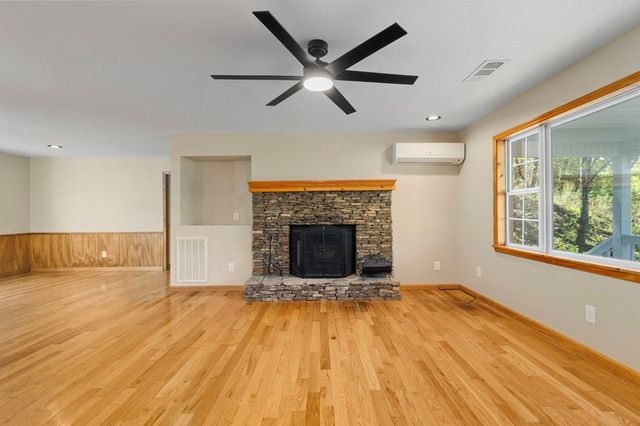 2960 Trackrock Church Road, Blairsville, GA 30512