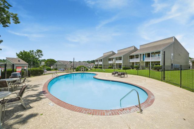 129 April Point Drive S, Montgomery, TX 77356