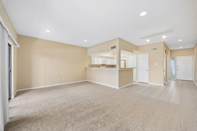 129 April Point Drive S, Montgomery, TX 77356