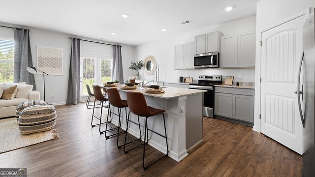 8193 Elkhorn Drive, Fairburn, GA 30213