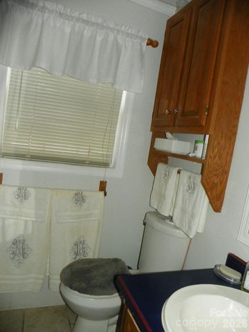 133 Pier Avenue, New London, NC 28127