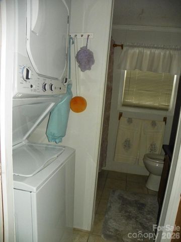 133 Pier Avenue, New London, NC 28127