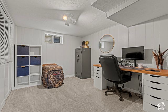 4766 S 200 W, Washington Terrace, UT 84405