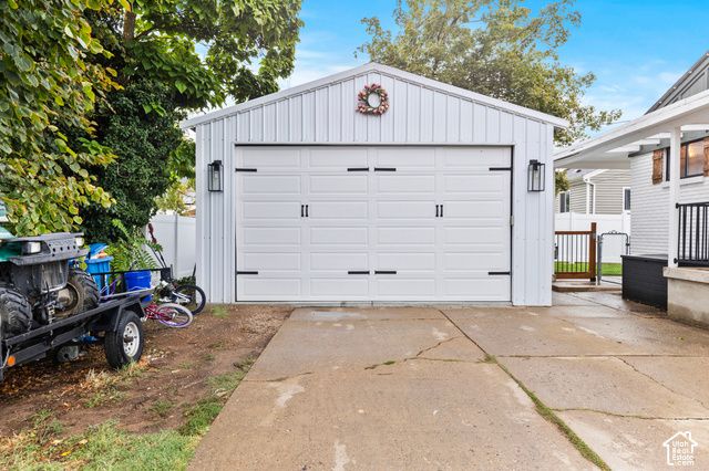 4766 S 200 W, Washington Terrace, UT 84405