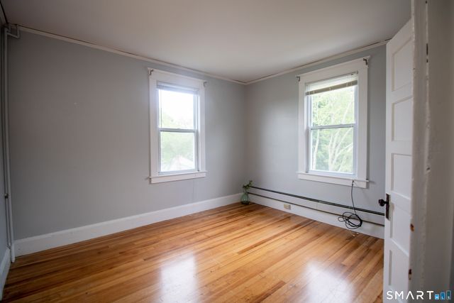 88 Riverview Avenue, New London, CT 06320