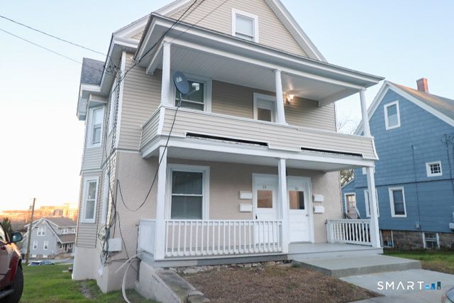 88 Riverview Avenue, New London, CT 06320