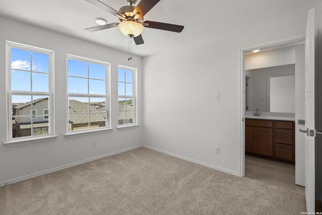 6915 Comanche Cave, San Antonio, TX 78233