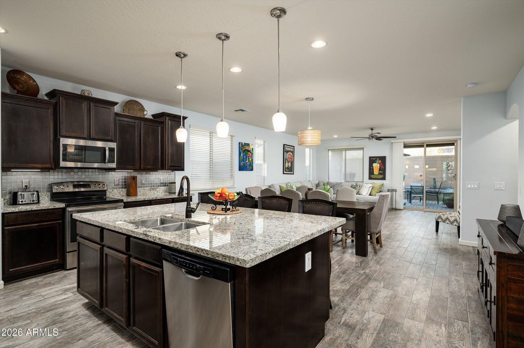 27039 N 75th Drive, Peoria, AZ 85383 — photo 2