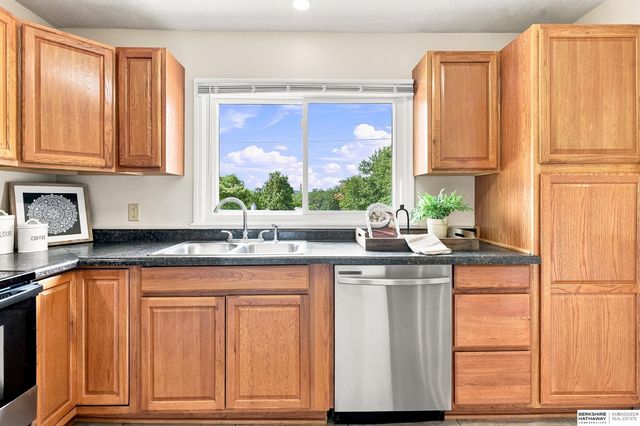 6424 Fowler Avenue, Omaha, NE 68104