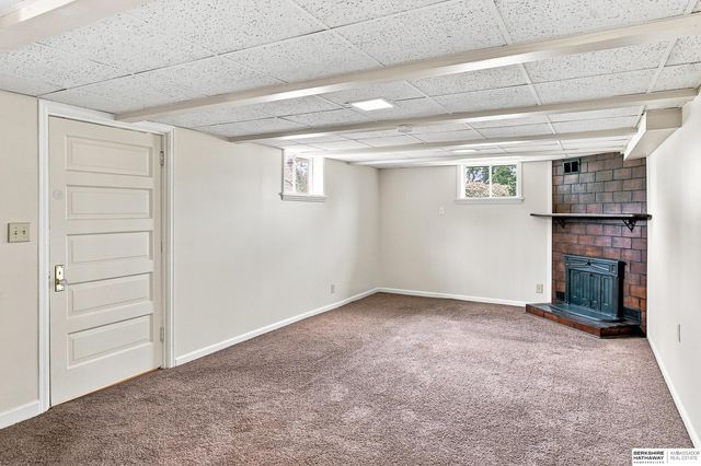 6424 Fowler Avenue, Omaha, NE 68104