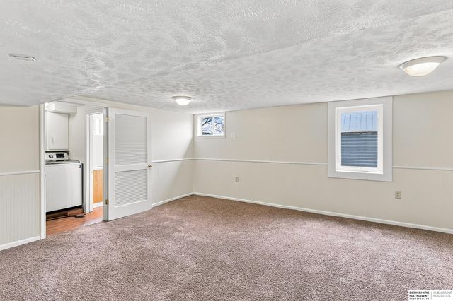 6424 Fowler Avenue, Omaha, NE 68104