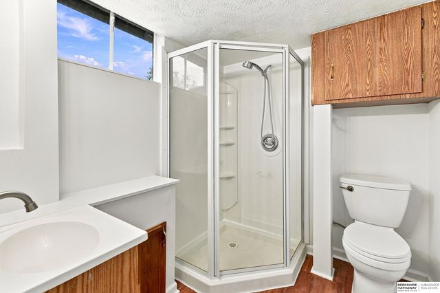 6424 Fowler Avenue, Omaha, NE 68104