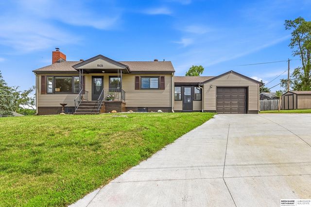 6424 Fowler Avenue, Omaha, NE 68104