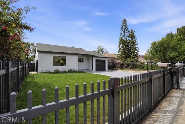 527 N Cucamonga Avenue, Ontario, CA 91764