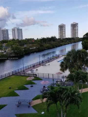 3401 N Country Club Drive 211, Aventura, FL 33180