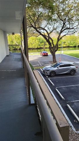 3401 N Country Club Drive 211, Aventura, FL 33180
